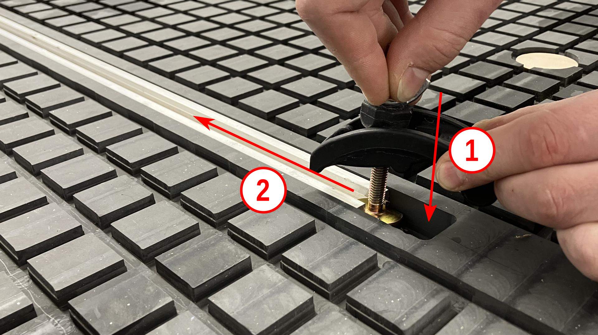 Klemmes iebīdīšana