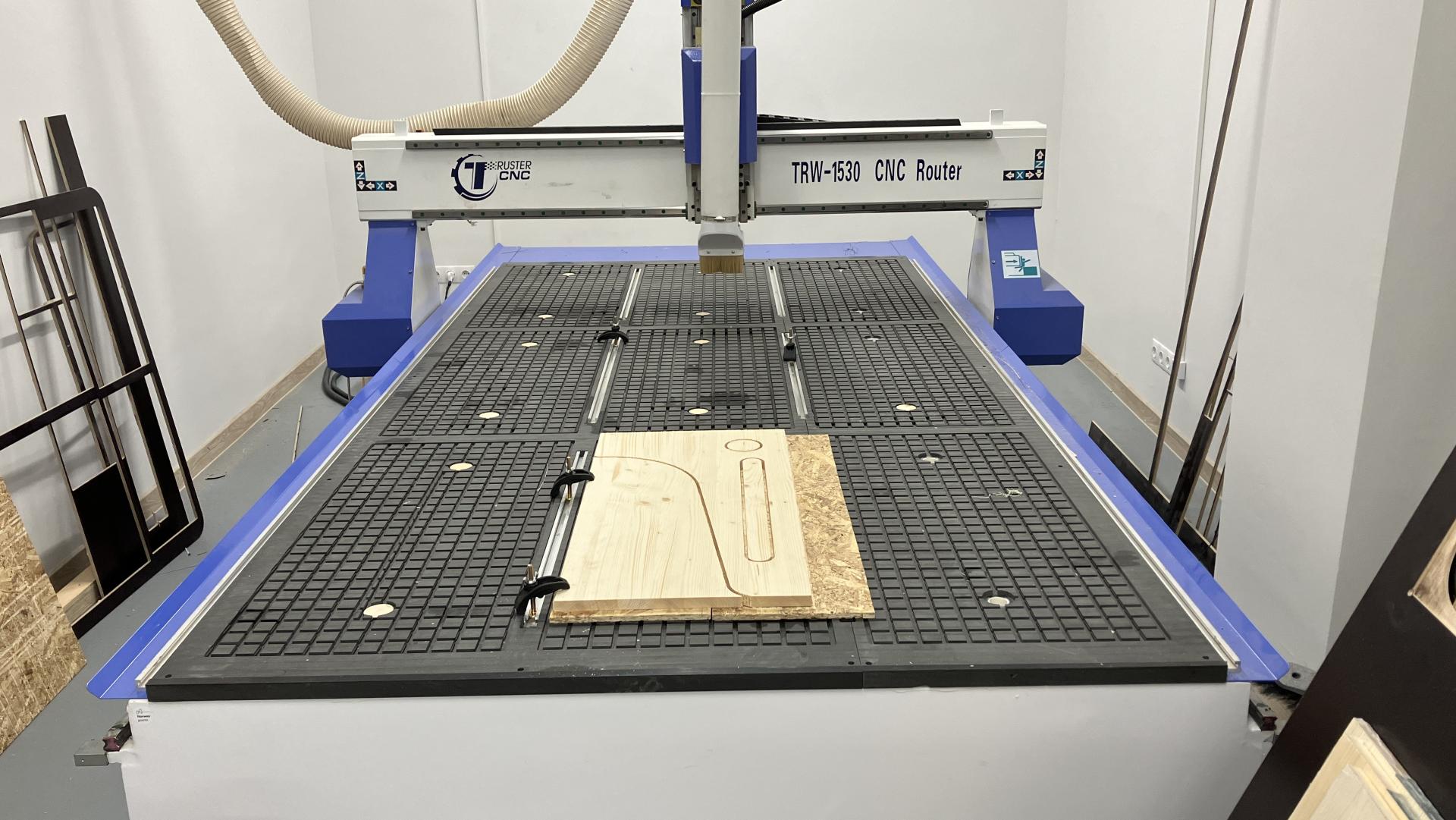 Droša gatavo detaļu noņemšana